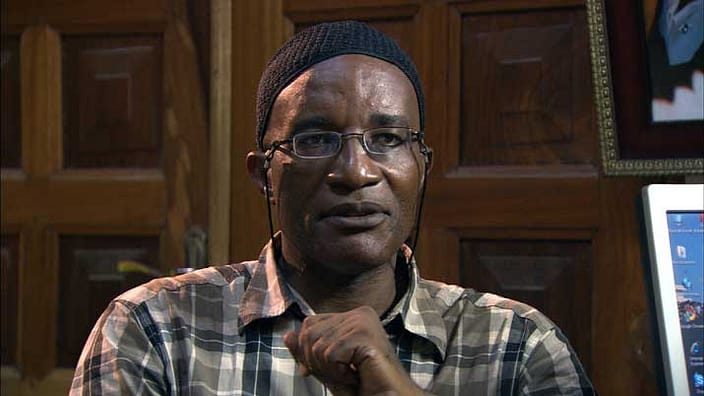 Bild-4-Journalist-Guye-715b