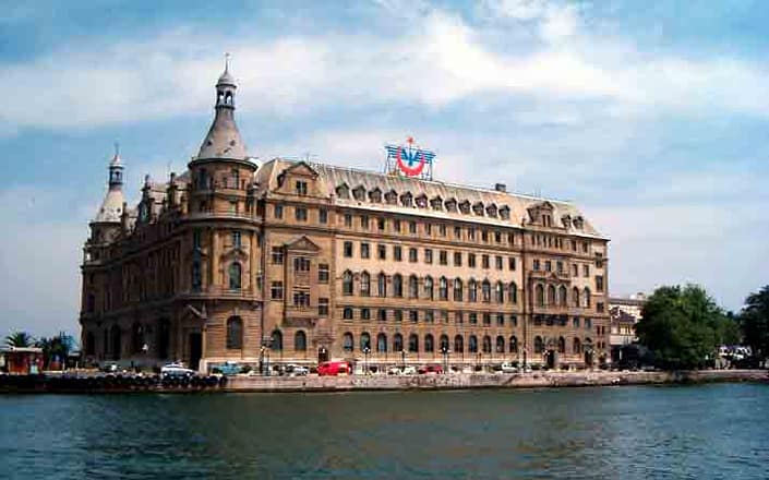 Haydarpasa_train_station