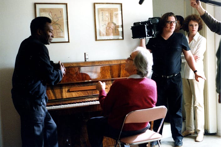 Joao Carlos Martins and Pelé with film crew during film shooting