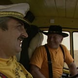Jan-und-Piotr-im-Auto-sammeln